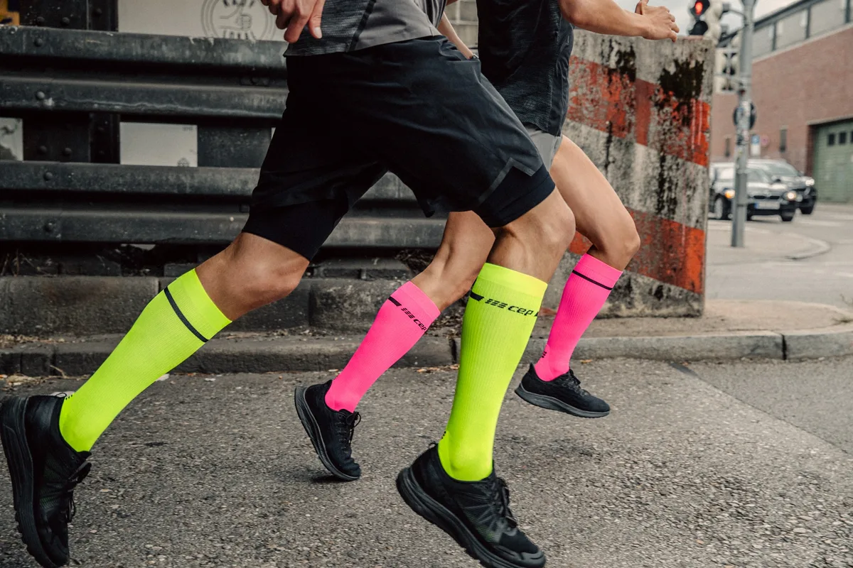 CEP NEON Collection